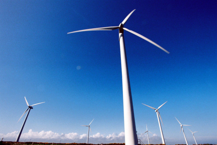 WIND FARMS GENERATED POWER IN IRELAND GREEN ENVIORNMENTAL ISSUES