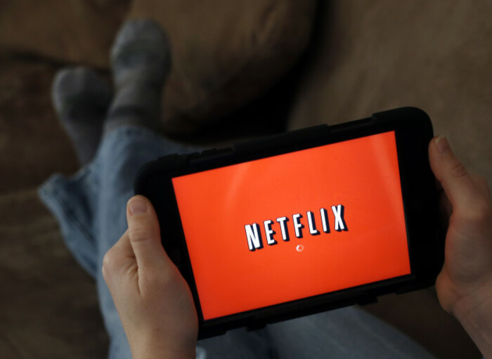 Earns Netflix
