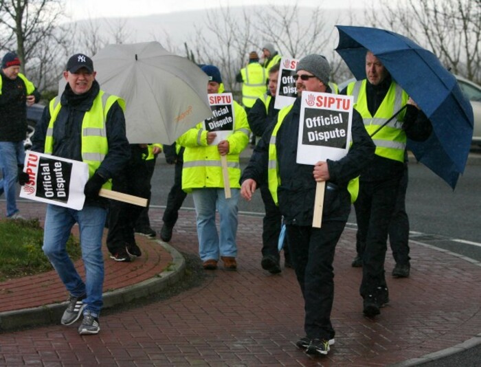 27/3/2016 LUAS strike. Pictured are stricking LUAS