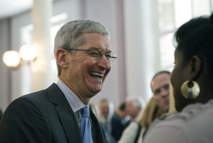 Apple CEO Honor