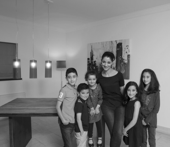 Sonia Deasy &amp; Her 5 kids