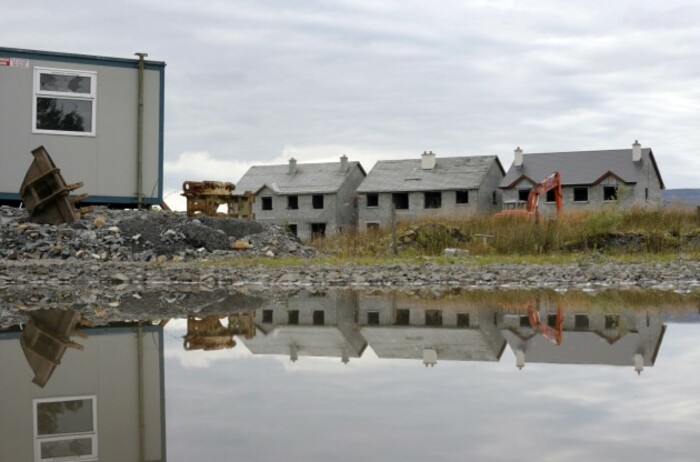 19/9/2011 Ghost Housing Estates