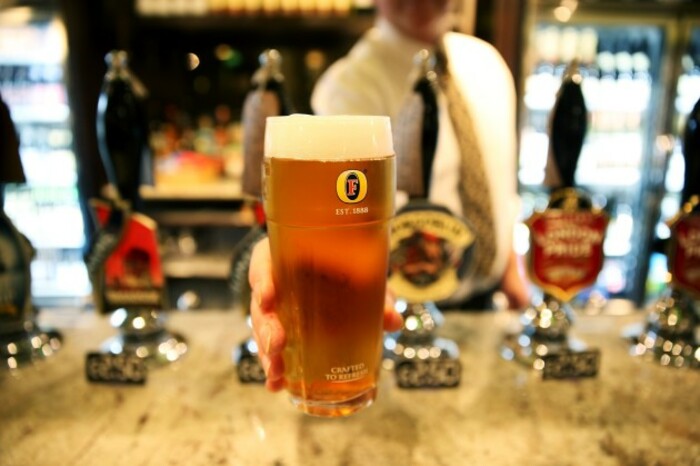 Wetherspoon lifts ban on Heineken products