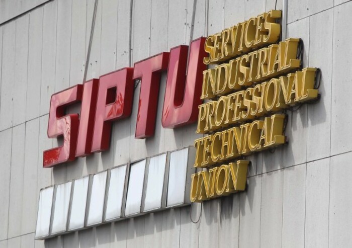 File Photo Ireland's largest trade union SIPTU is to decide whether to recommend acceptance of the extension to the Lansdowne Road Agreement