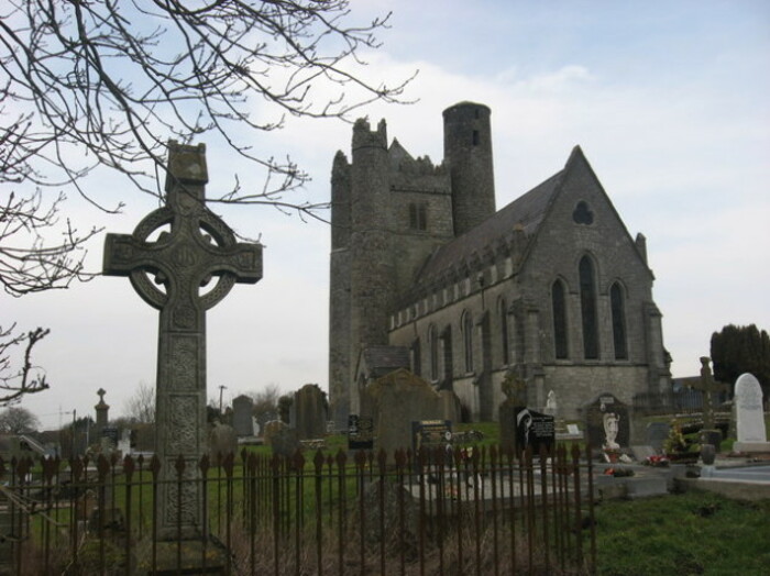 lusk round tower  geograph.ie