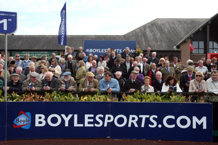 Horse Racing - 2011 Punchestown Festival - Boylesports.com Champion Chase Day