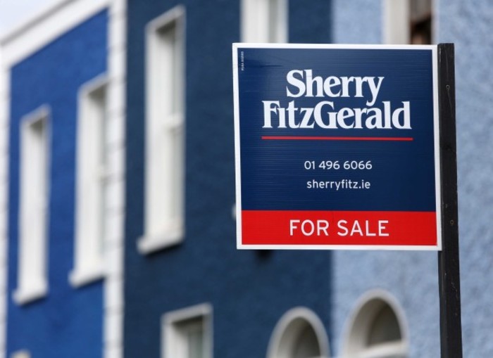 File Photo A NEW, GOVERNMENT-backed mortgage scheme for first-time buyers has been announced by Housing Minister Eoghan Murphy. Aimed at prospective homeowners who don&rsquo;t qualify for social housing, the mortgages available can be used to buy a house valu