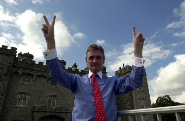 LORD HENRY MOUNTCHARLES SLANE CASTLE ROCK CONCERTS IN IRELAND