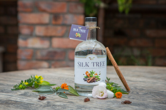 Silk Tree Cinnamon