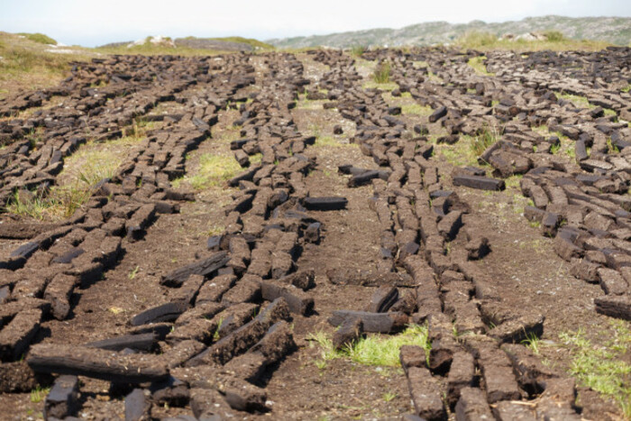 Peat_Harvesting_Connamara-15